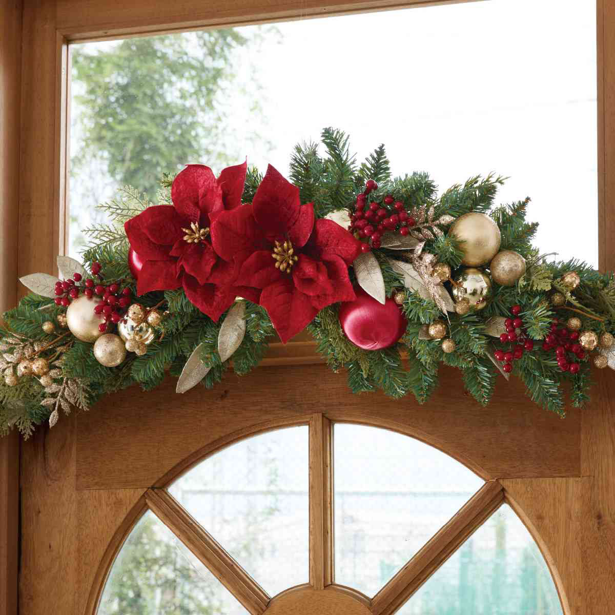 ポインセチア&ボールスワッグ