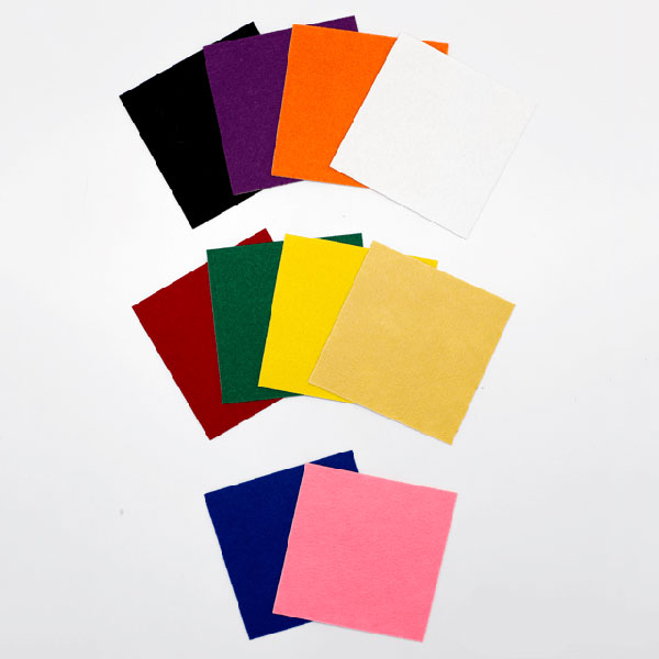 フェルトでマント作り